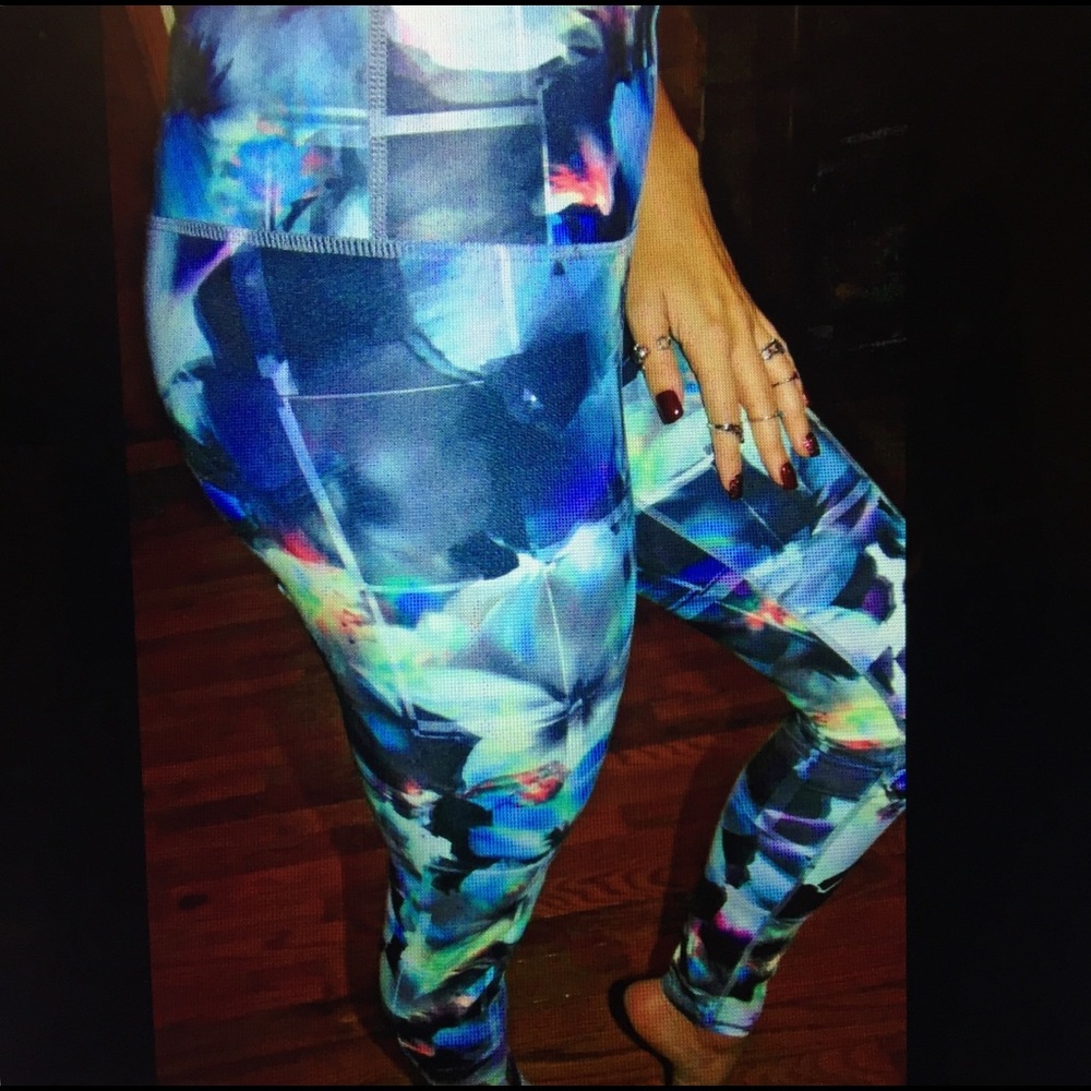 Fabletics tights small